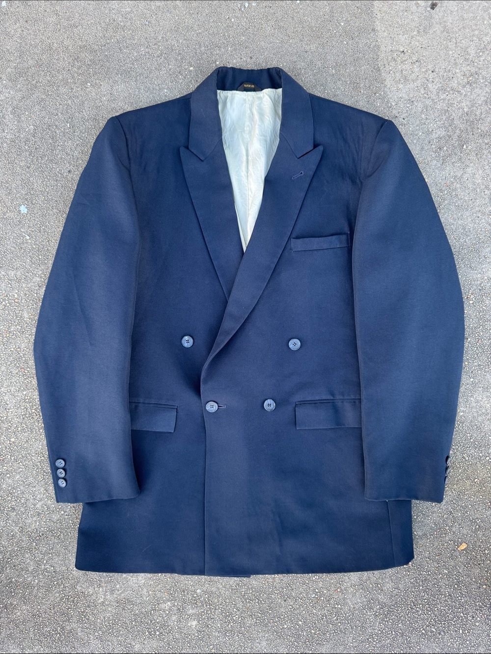 VTG Falcone Classic Navy Double-Breasted Blazer Size 42R/L